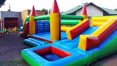 jumping castle with 2 slides